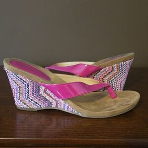 Metaphor Bright Pink Patent Wedge Sandals with Patterned Heel Size 8